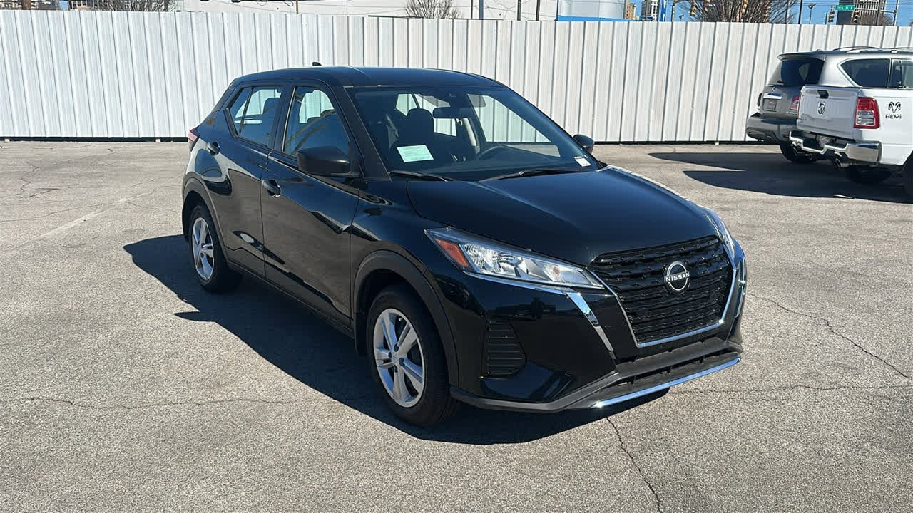 2025 Nissan Kicks Play S Birmingham, Hoover, Gardendale, Bessemer, Tuscaloosa AL