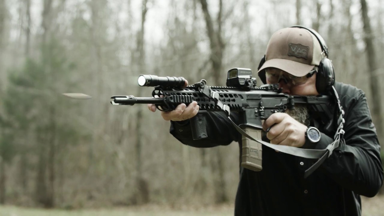 Kyle Lamb Says A Carbine Weaponlight is a Necessity!