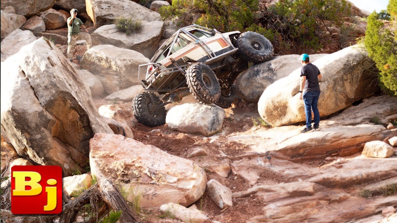 Comanche Tackles Obstacles of Moab - Widow Maker, Escalator, Suicide Hill, Mickeys Hot Tub, & More!