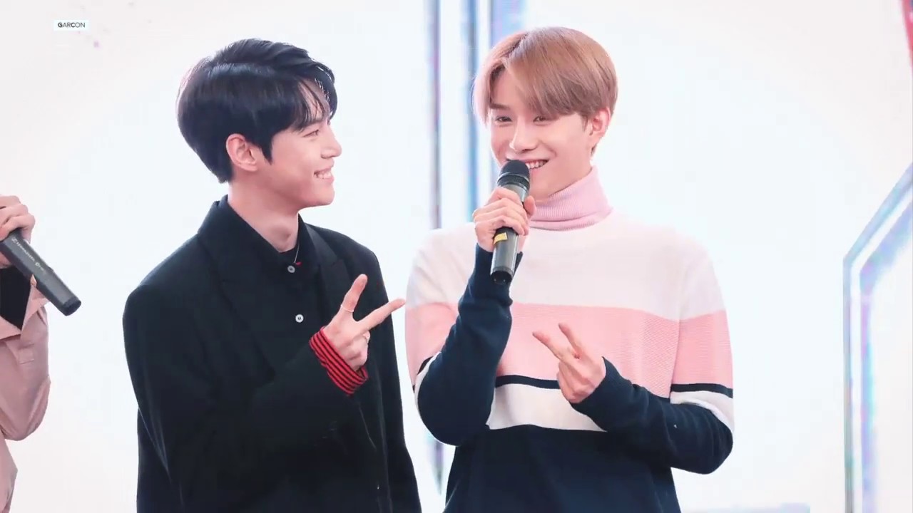 Doyoung x Jungwoo (
