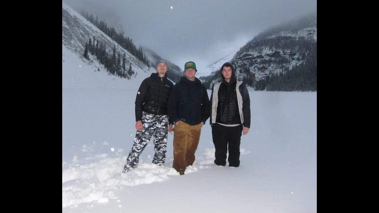 8 Days in the Canadian Rockies in December - Cold Plunging in Ice Rivers & Getting Lost at Night