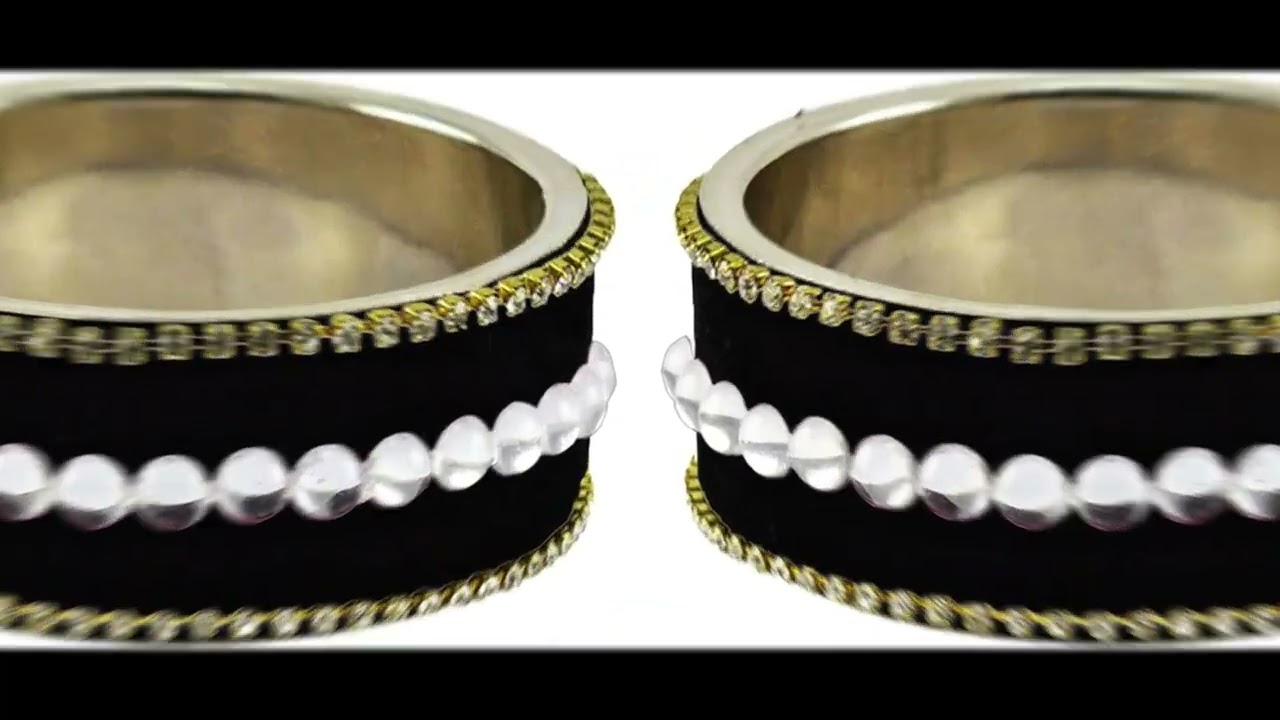 Black color bangles # fashion # shots # The SK style 😍❤️