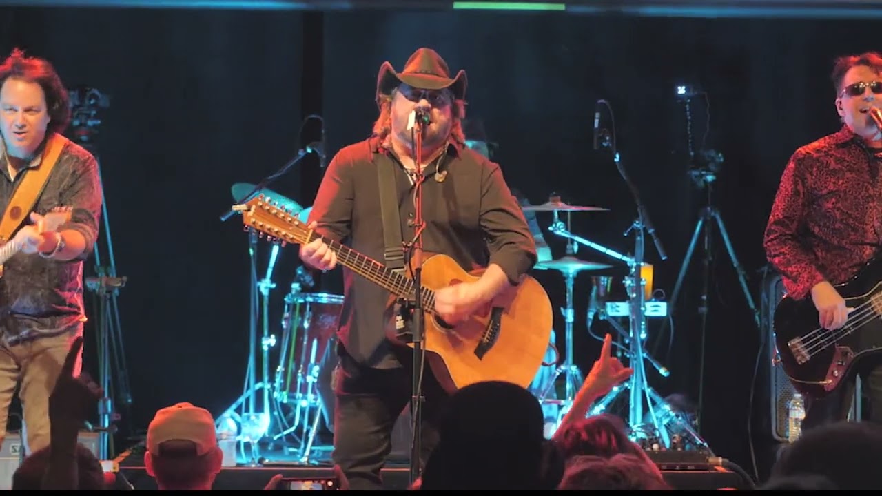 Listen To Her Heart - Petty Theft - Mystic Theatre Petaluma 2025