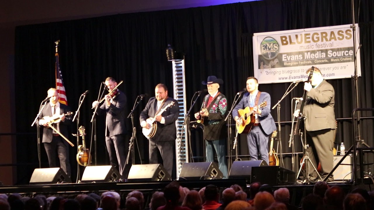 Doyle Lawson & Quicksilver - The Tennessee Waltz