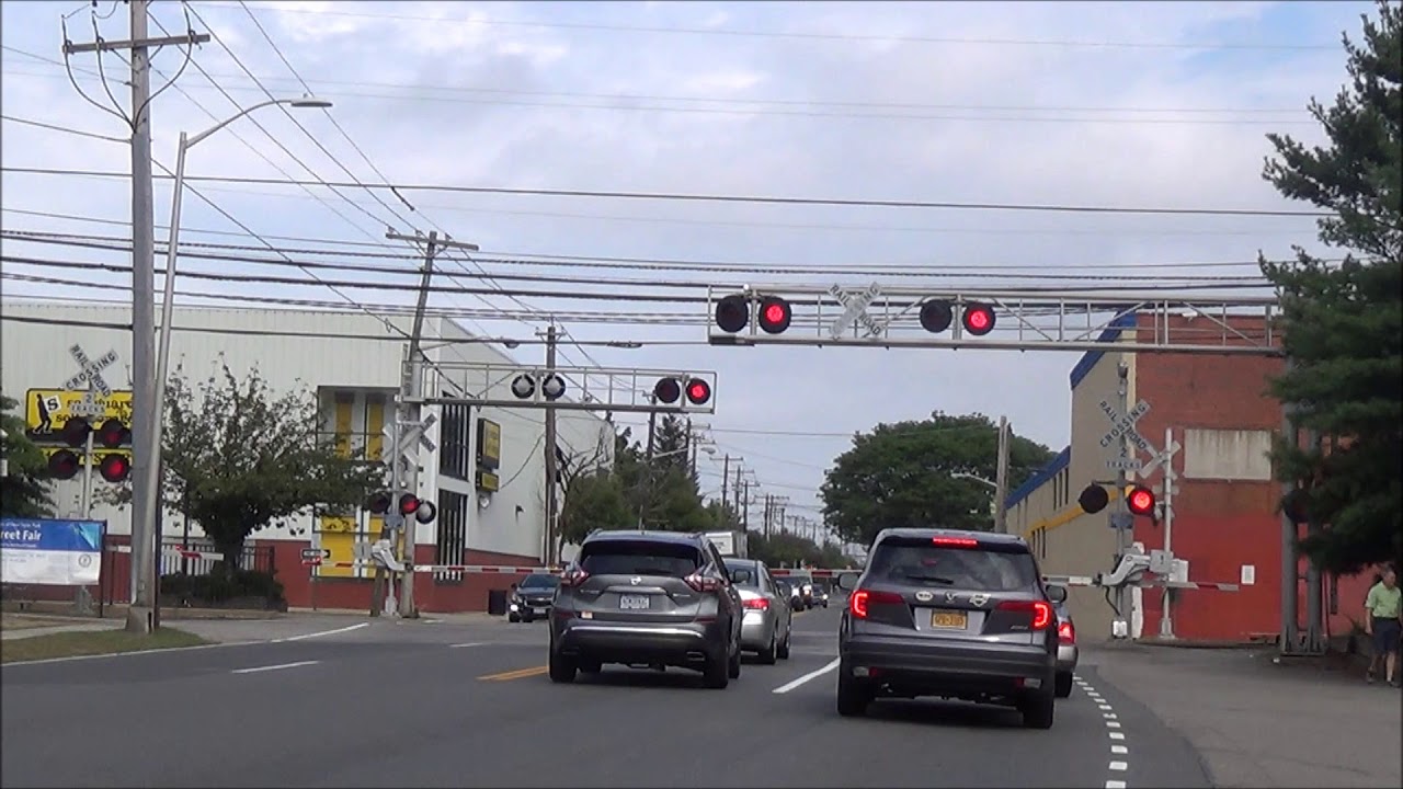 New Hyde Park Road Railroad Crossing (Angle 2), New Hyde Park, NY