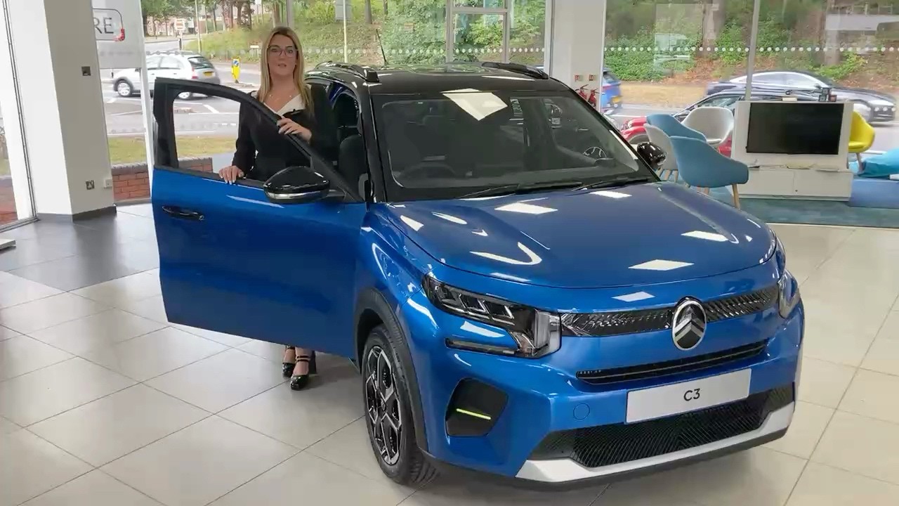 Tabitha Introduces the Citroën C3 – Just £139/month with 0% APR!