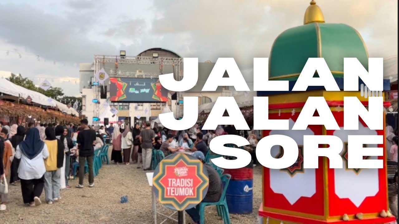 Suasana sore menjelang berbuka puasa di kota banda aceh