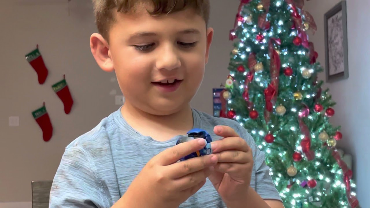 Joseph Unboxes Bakugan Geogan Rising Toronoid Ultra, Jettra AND Auratoa