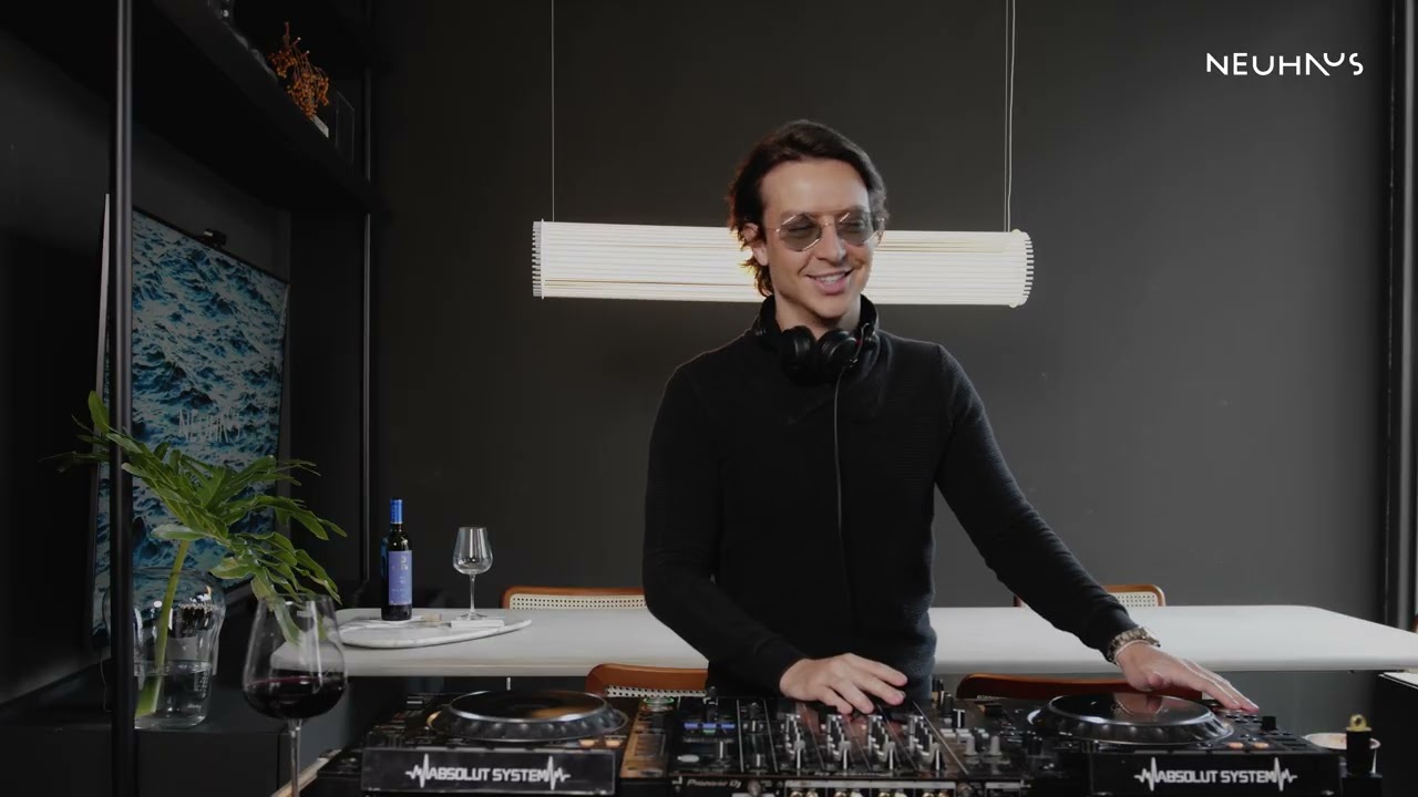Neuhaus Musik Inverno por Jo&atilde;o Wehmuth