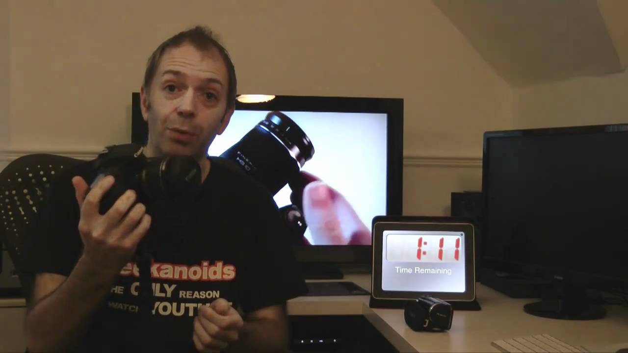 DailyTechTV Two Minutes of Tech - Camcorder or Digital SLR?