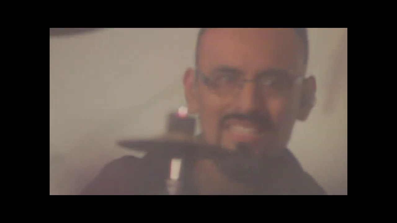 Fuga del Paralítico - Adios Sui Géneris en vivo en Cafae