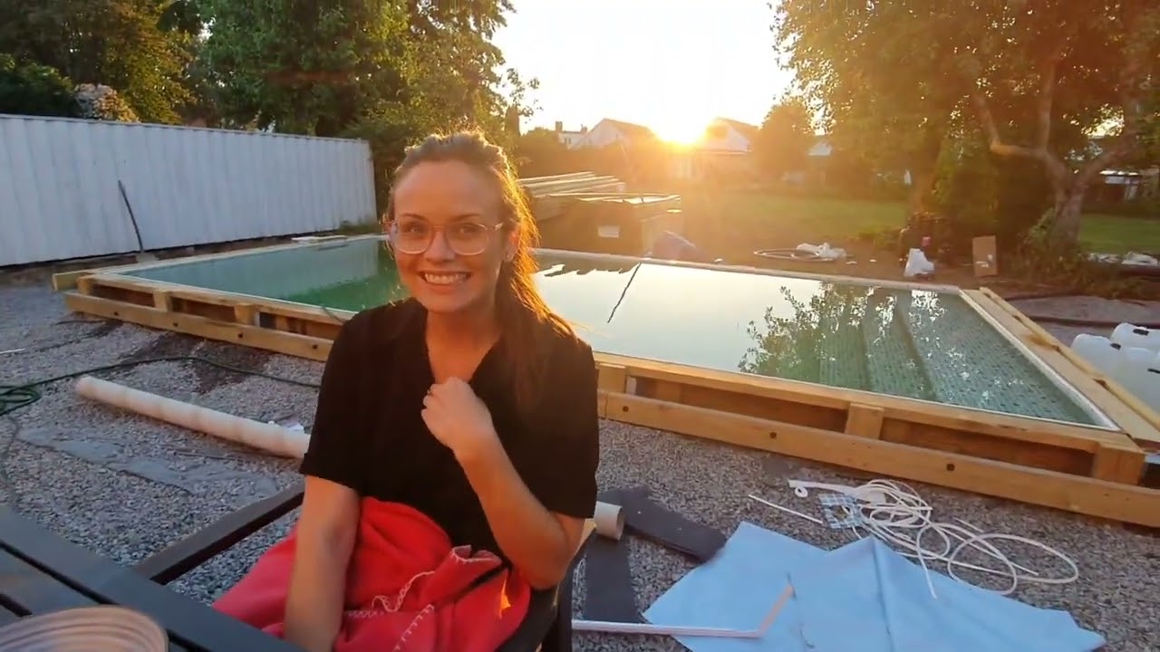 Folkpool poolbygge + altan