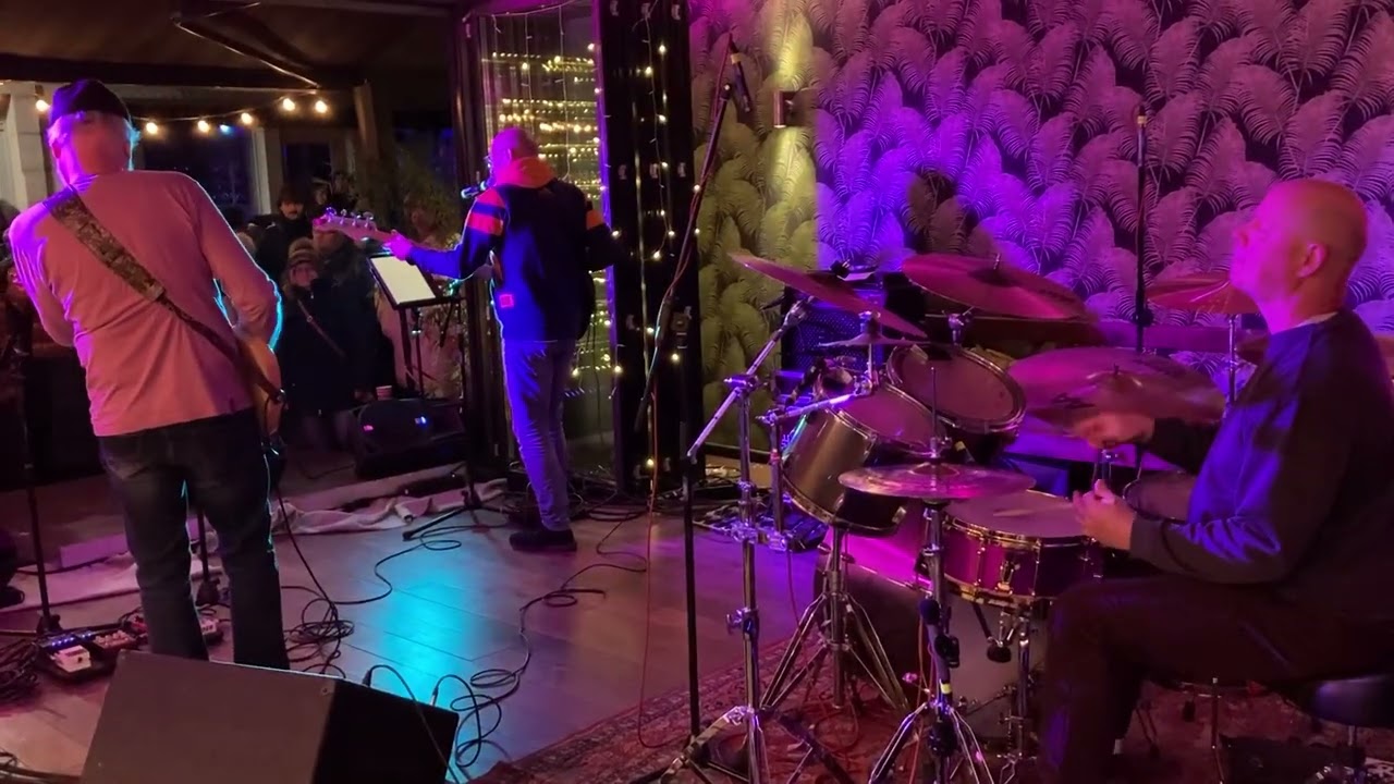 Little Wing &ndash; Tiger Walk Music