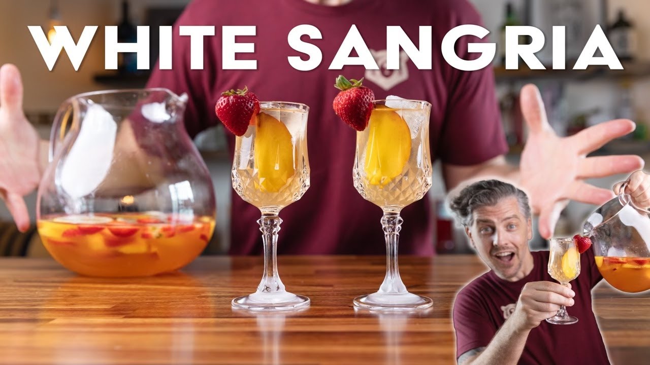 WHITE SANGRIA for your next summer party! Peachy and refreshing