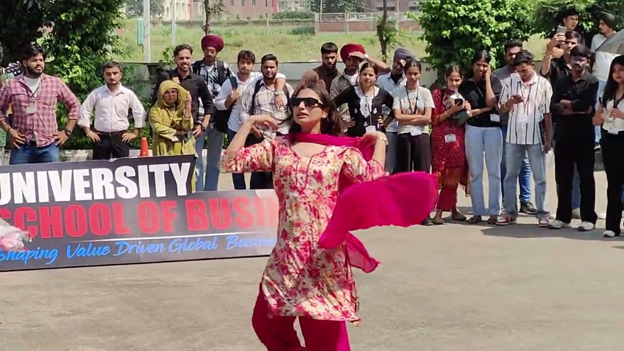 Wonderful performance 🔥🔥of chandigarh university girls 🔥