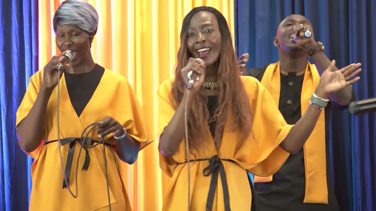 Christine Oduol - Mungu Yu Mwema (Ushuhuda Concert)