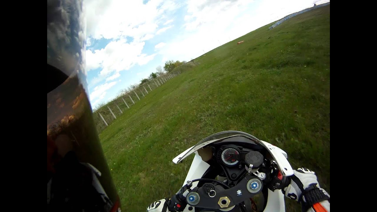 Pannonia Ring Blümchenpflücker! Suzuki GSX-R 600 Crash!