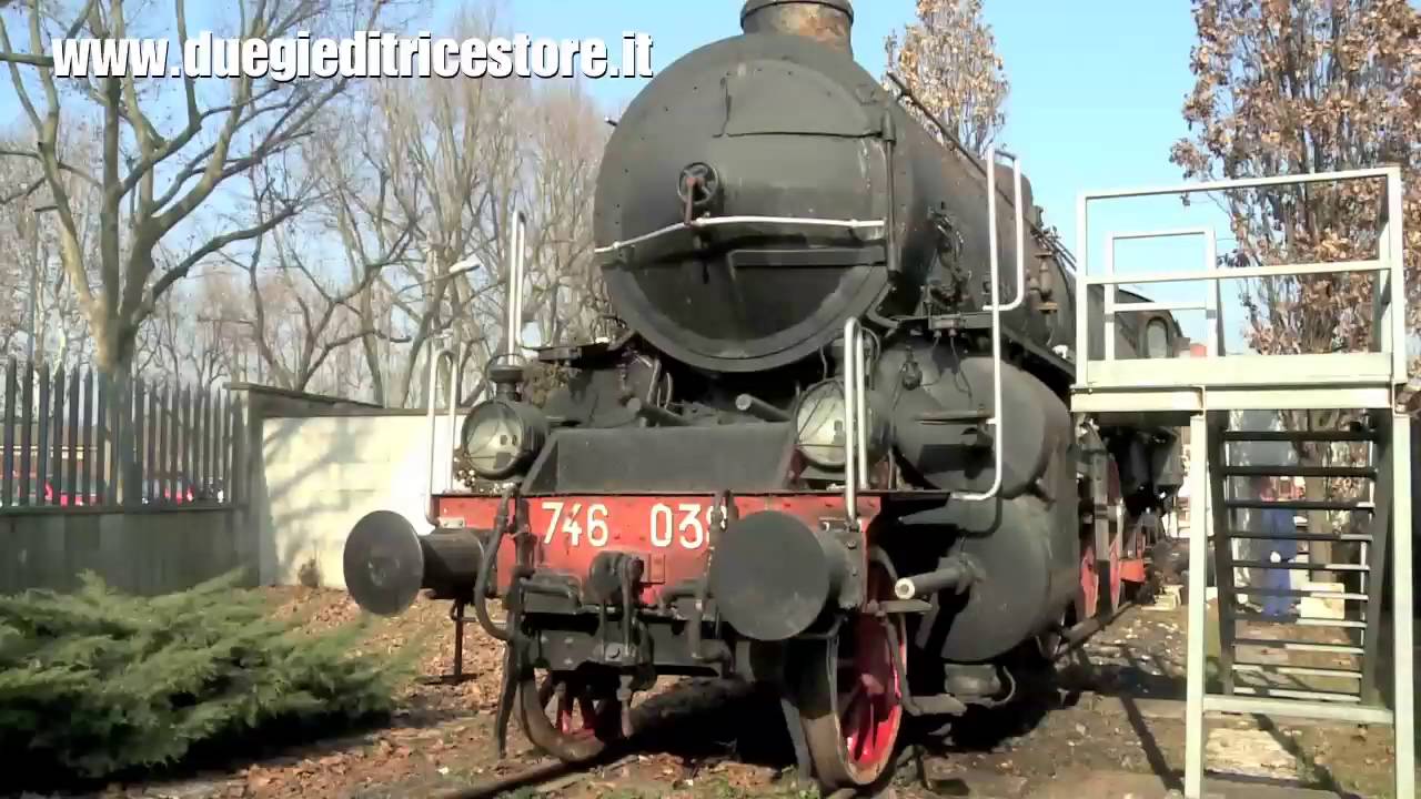Locomotiva FS 746 038