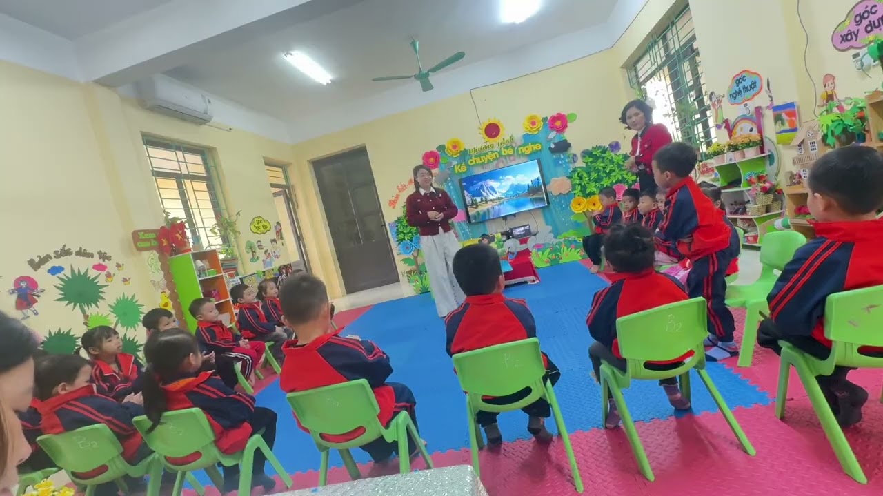 Truyện Hồ nước và mây lớp 4-5 tuổi B3