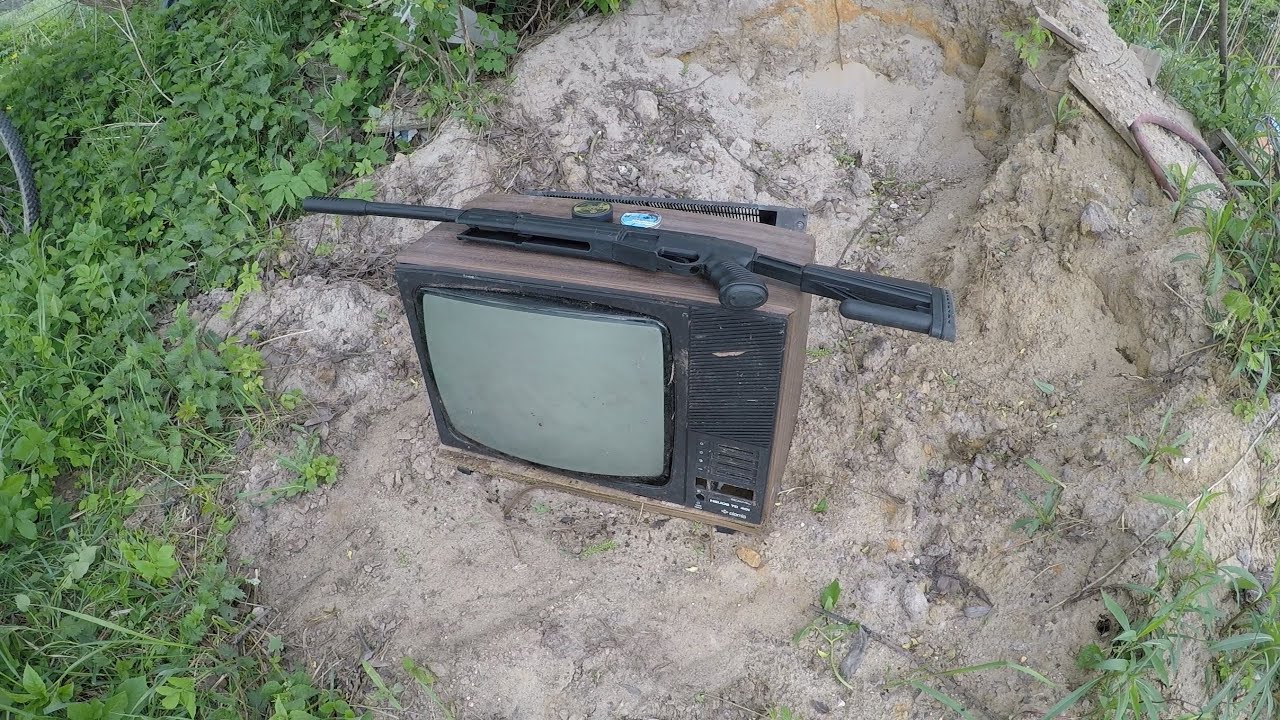 Hatsan AirTact ED Gen-2  4.5    vs.  Old TV    !