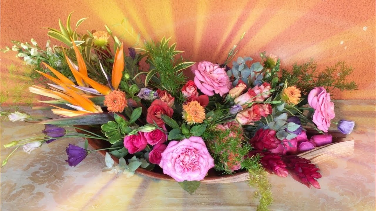 Como fazer arranjo em folha de coqueiro ‹ Art Fleur ›