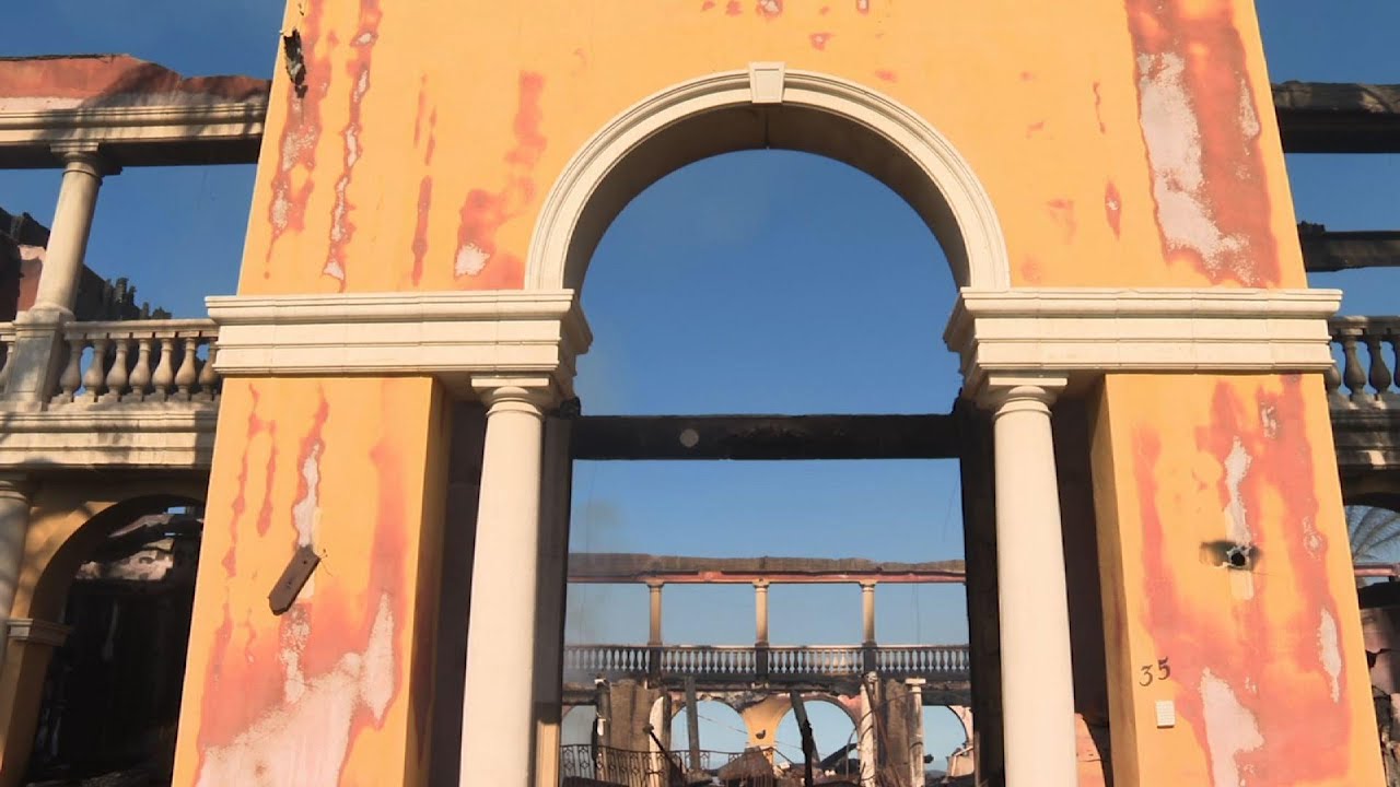 Coastal wildfire devastates California neighborhood
