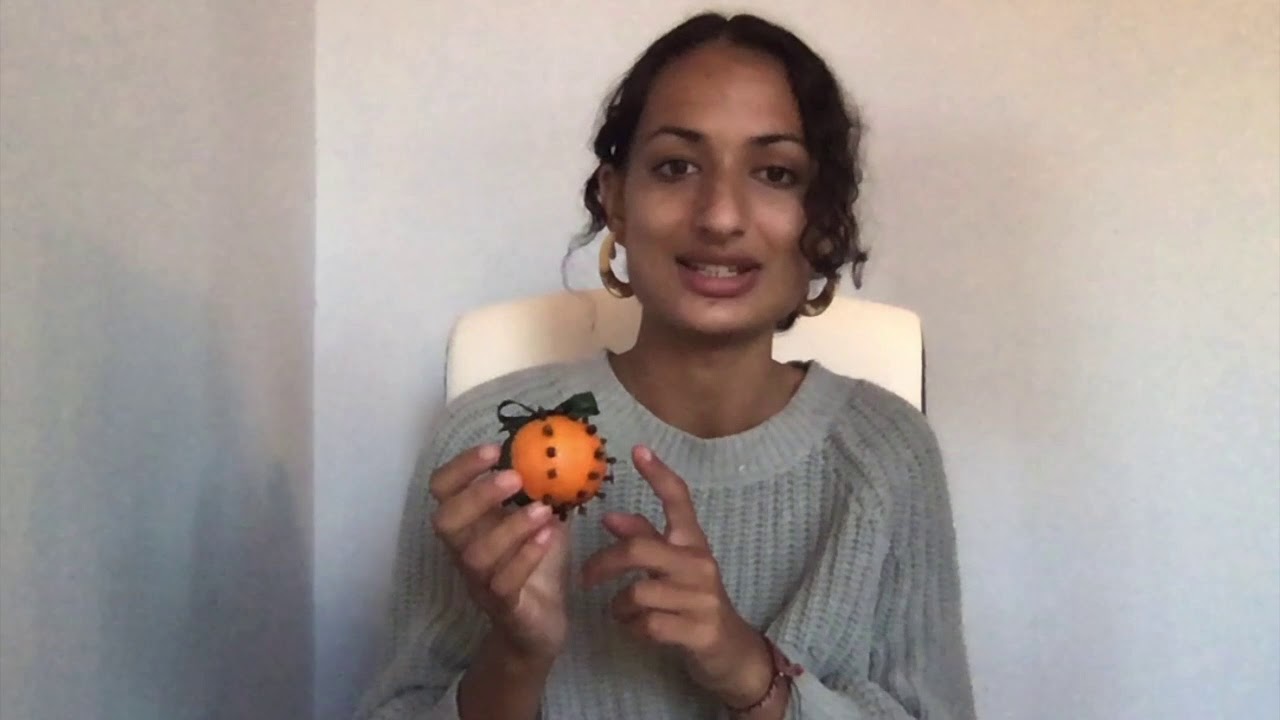 How to Make a Holiday Pomander