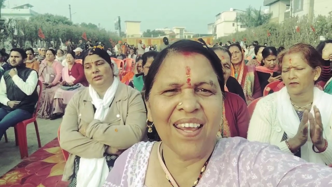 हिन्दू सम्मेलन में होली का भजन वैकुंठ में गणपति होली 🙏🏻🙏🏻