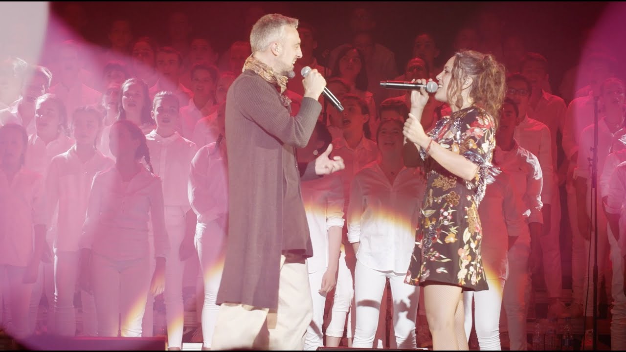 Zaz, Thierry Biscary et la chorale du Collège Saint Michel chantent « Baga Biga higa »