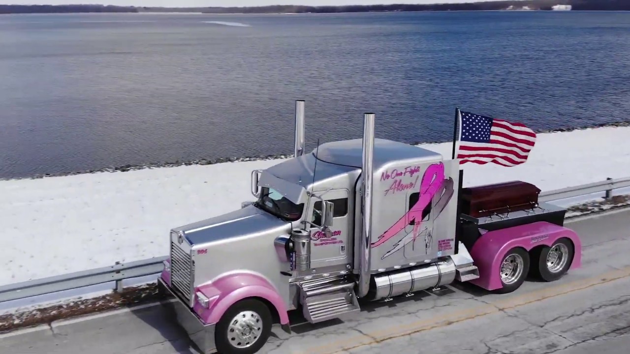Fallen trucker ‘goes out big’ with emotional final ride convoy