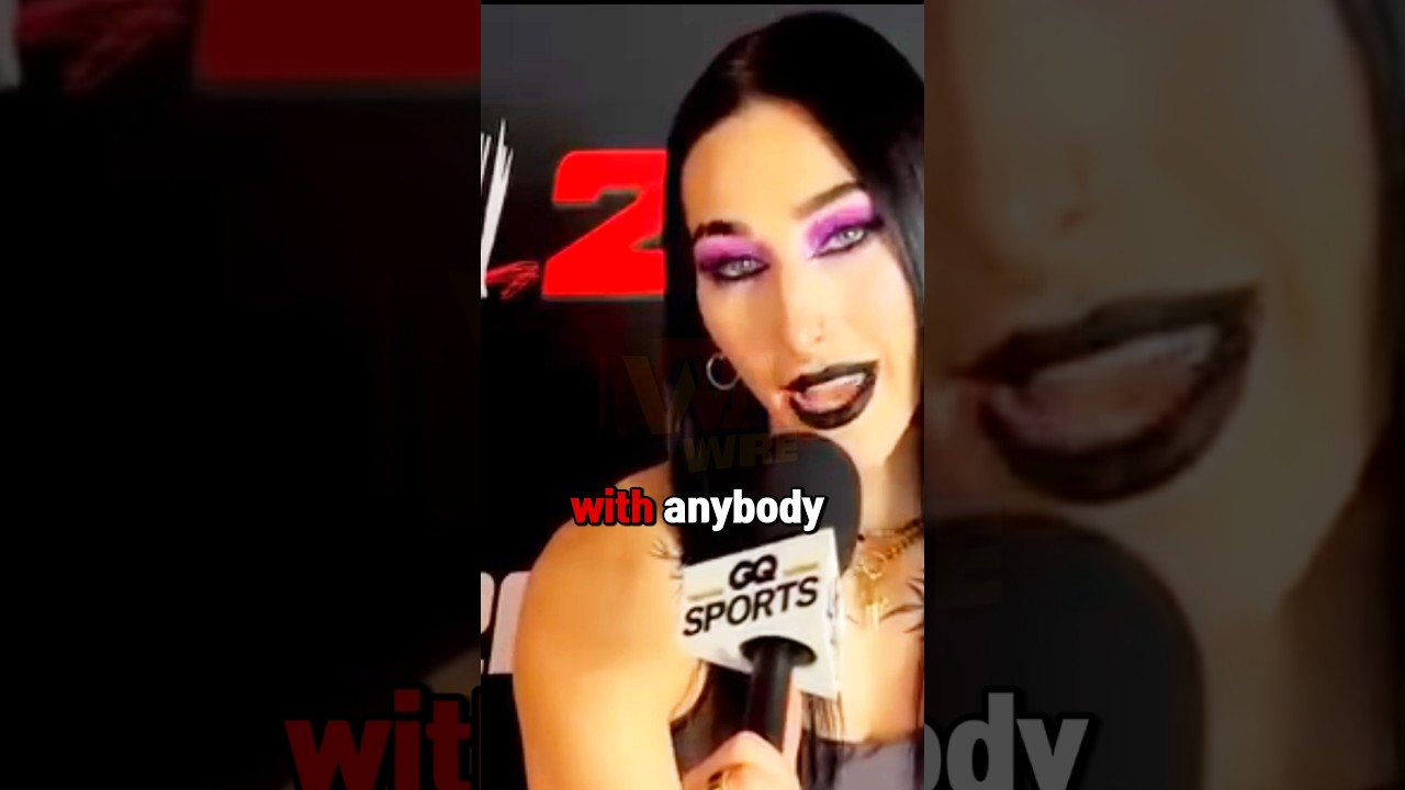 Рея Рипли хочет видеть Рэнди Ортона&hellip; А фанаты хотят увидеть RKO #wwe #short