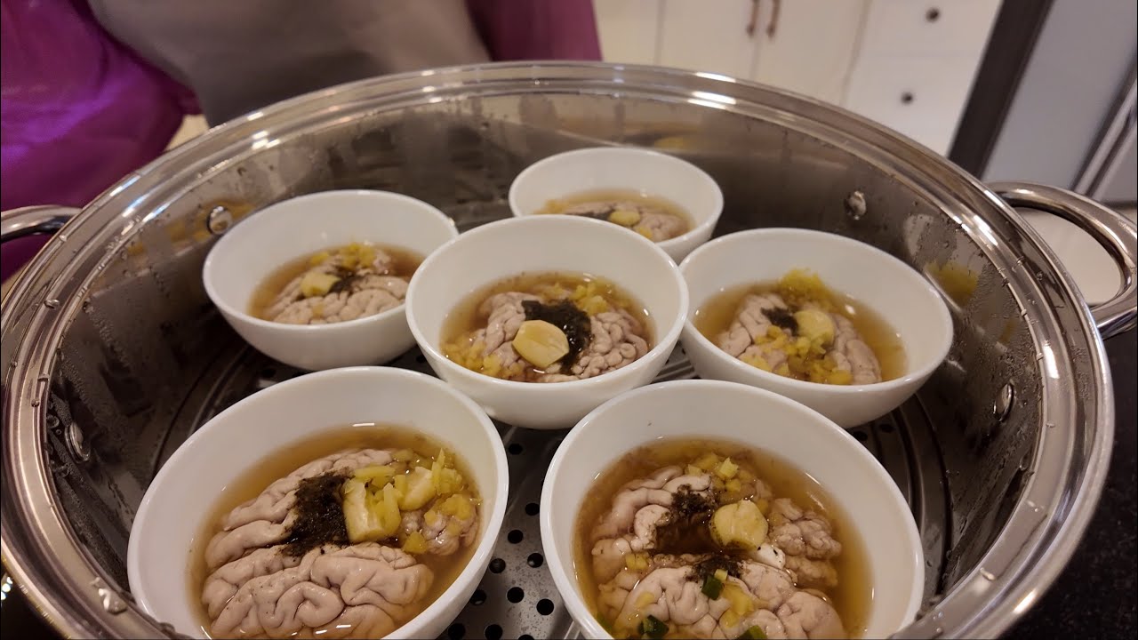 របៀបធ្វេីខួរជ្រូកចំហុយម្រេចខ្ទឹមសរ HOW TO MAKE PORK BRAIN STEAM PEPPER AND GARLIC 2026