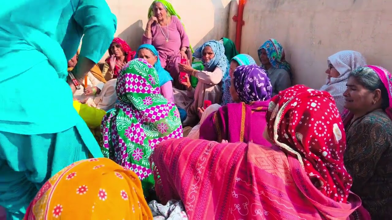 बगड़ बीचाले हे बेबे चरखा हे कातूं 🙏🙏 || #ladiesbhajan #हरियाणवी #haryanvibhajan 