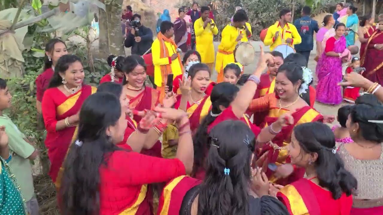 Biyer nach #dance #enjoy #weddingceremony #grampuja #puja #gram