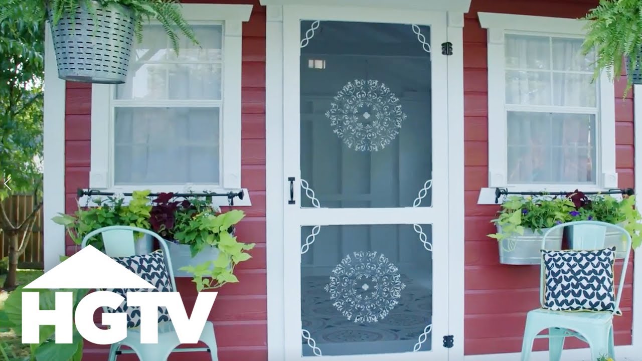 How to Dress Up a Plain Screen Door | HGTV