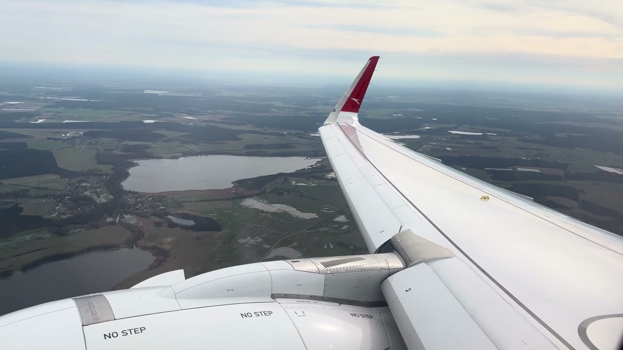 Austrian Airlines A320-271N (OE-LZR) approach & landing in BER [4K/HDR]