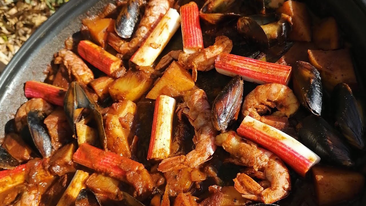 Mixed Seafood Curry || Quick And Easy Recipe ||