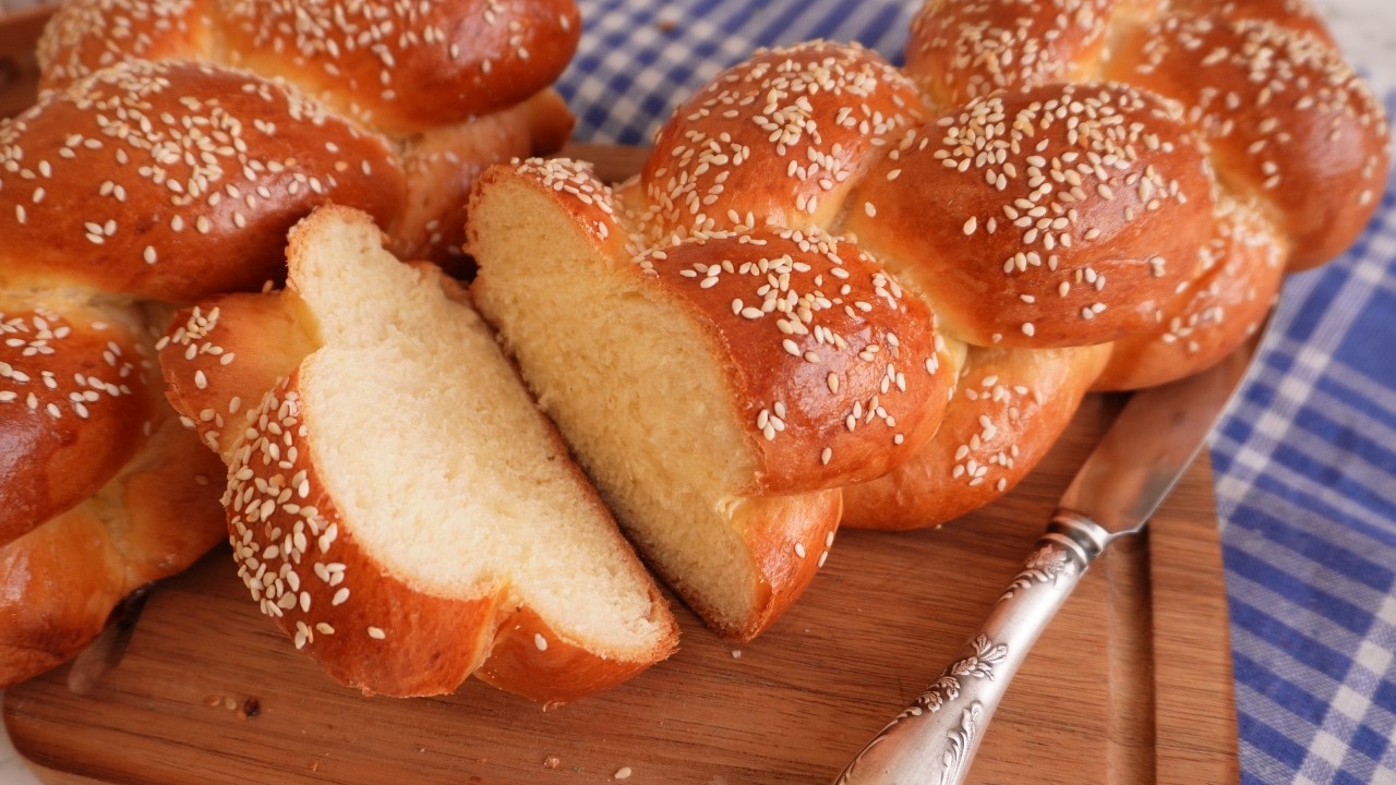 How To Make CHALLAH BREAD At Home?