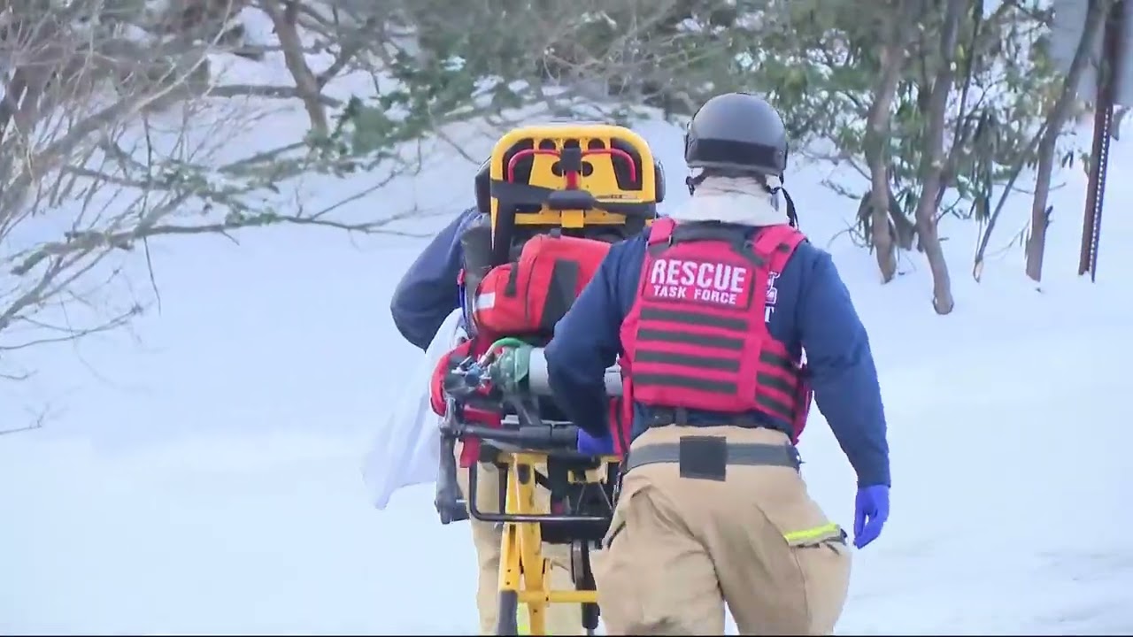 Man barricades himself inside home after stabbing in Johnston