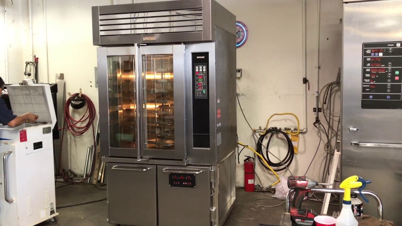 LBC LMO-G8 8-Pan Mini Rotating Rack Gas Oven