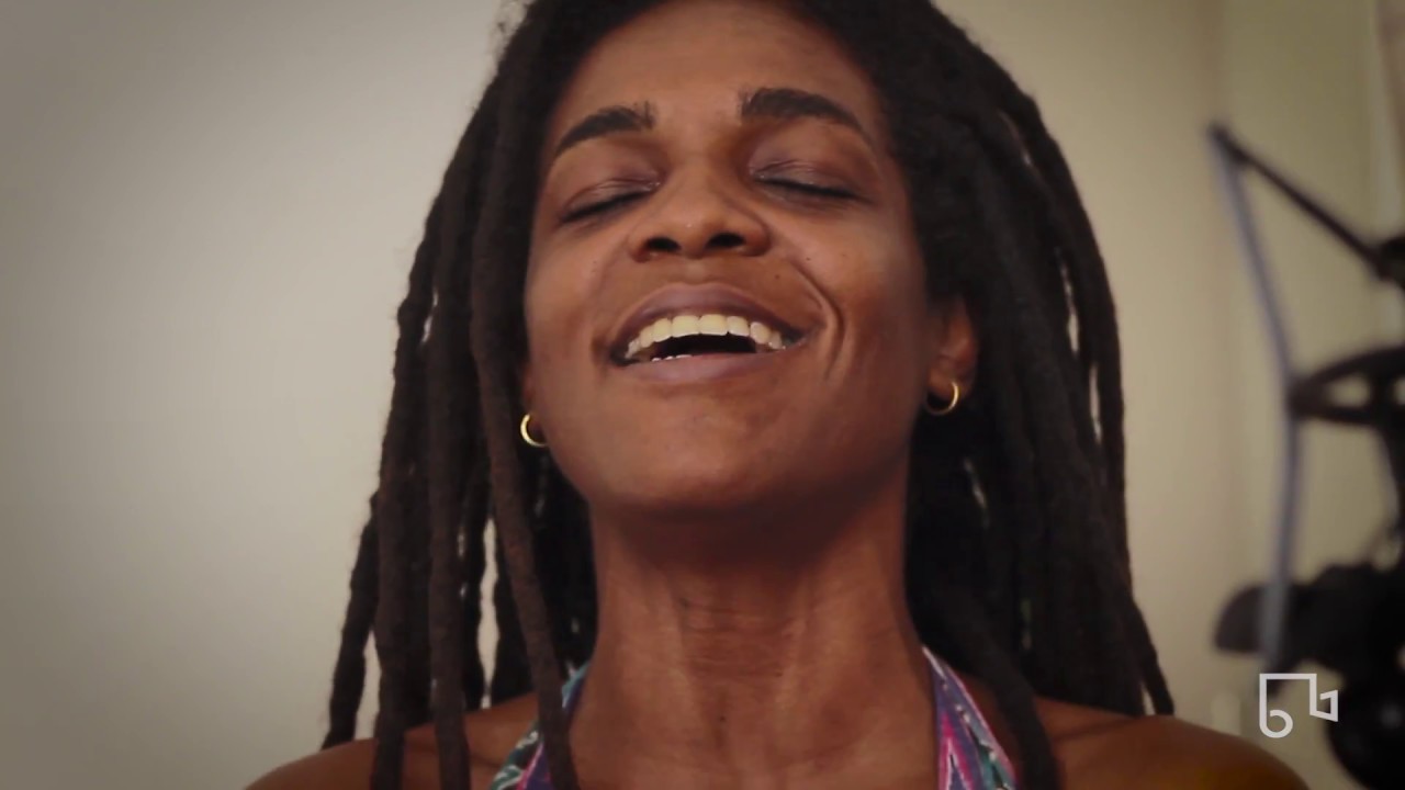 Aline Lobo - Na rua - bim bom records #9
