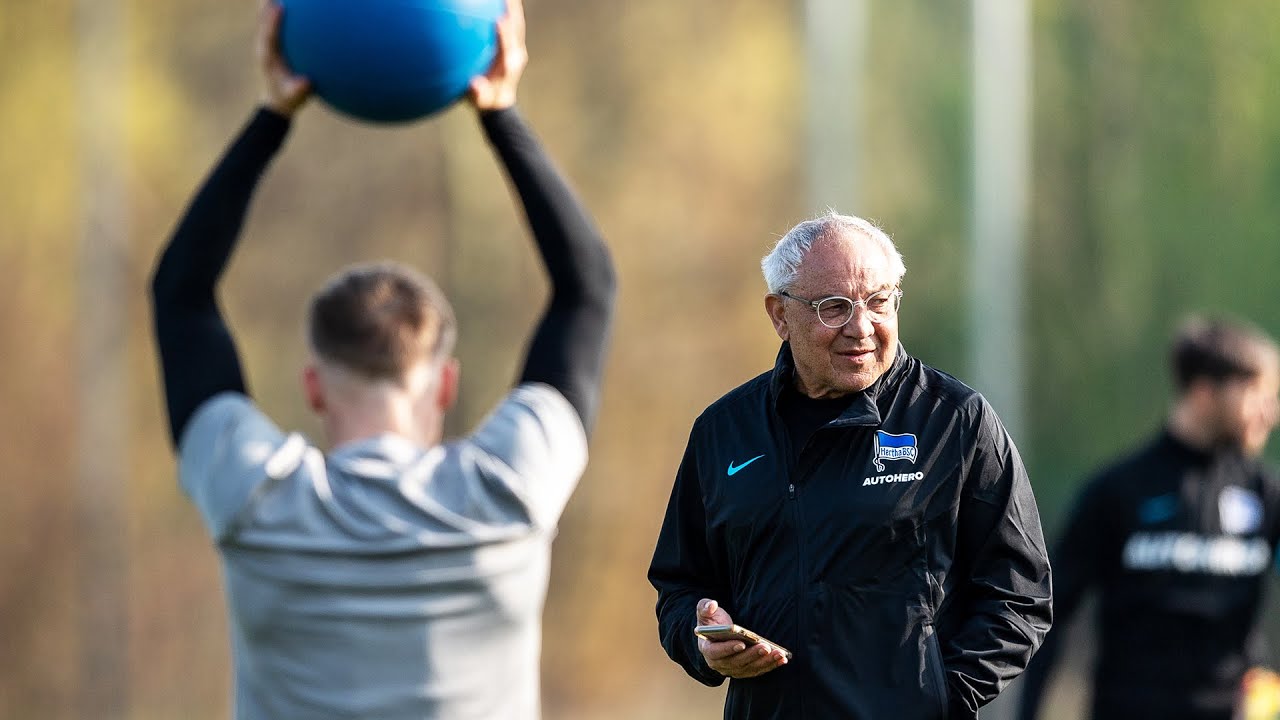 Magath bittet ins Trainingslager 💪
