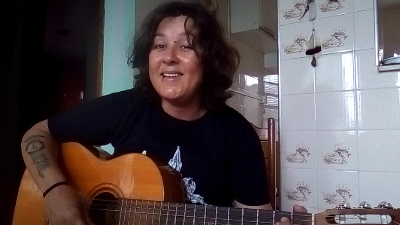 Botaram feitiço na encruzilhada pra me derrubar... Intérprete :Gisele Barbosa