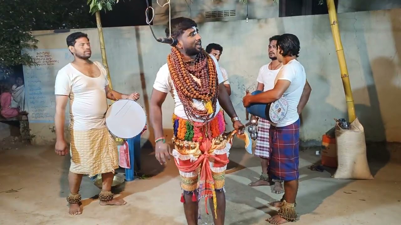 🚩శ్రీ వేంకటేశ్వర కోల సంబరం 🚩తోకాడ మణికంఠ=9542091142          వెంకటేష్=9542091105