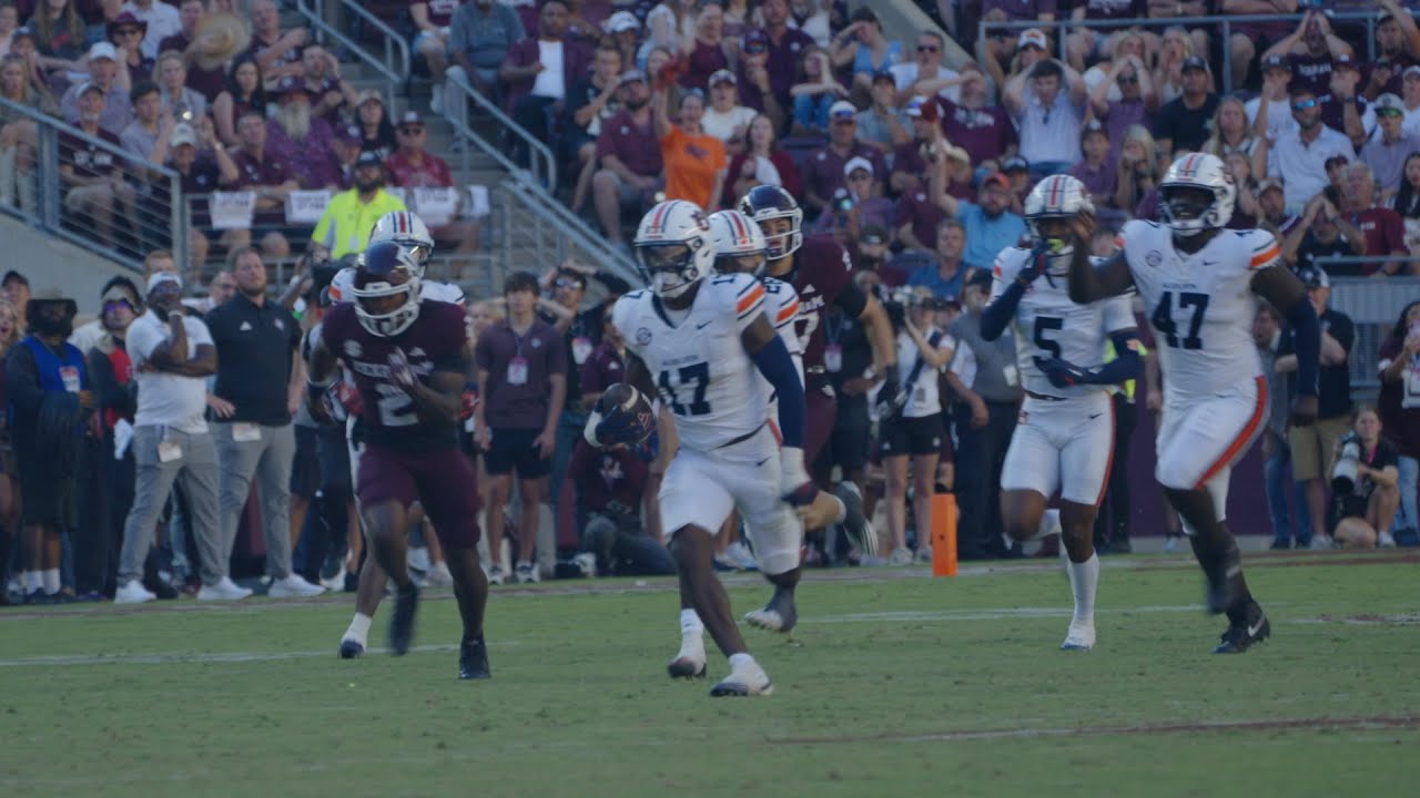 Auburn's defense kept the Tigers close against Texas A&M with this interception and long return