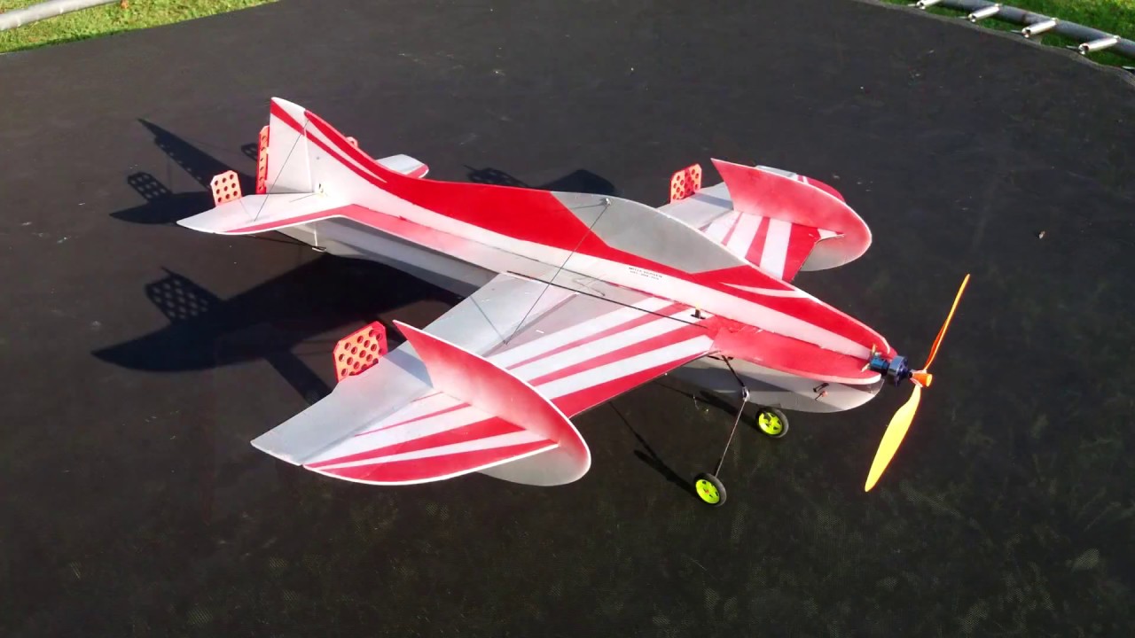 Maiden flight of my depron model