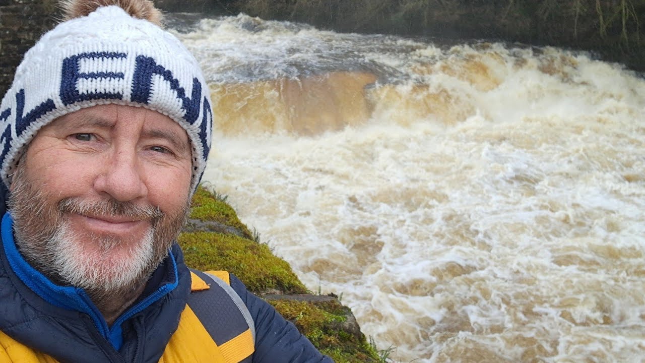 Falls of Clyde, Beautiful Waterfalls & Stunning Noise