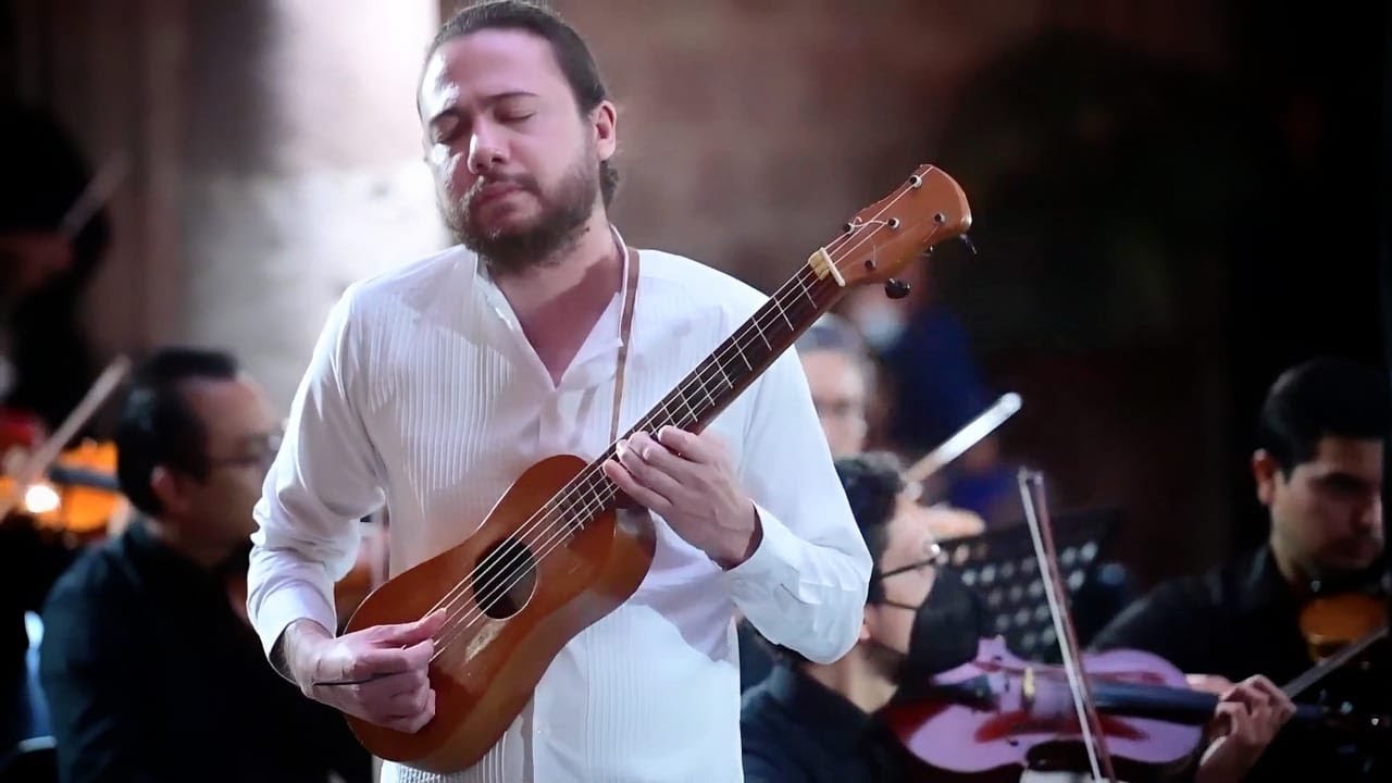 Concierto Clásico para Requinto Jarocho - Rodrigo Lomán / Orquesta Filarmónica del Tzintzuni