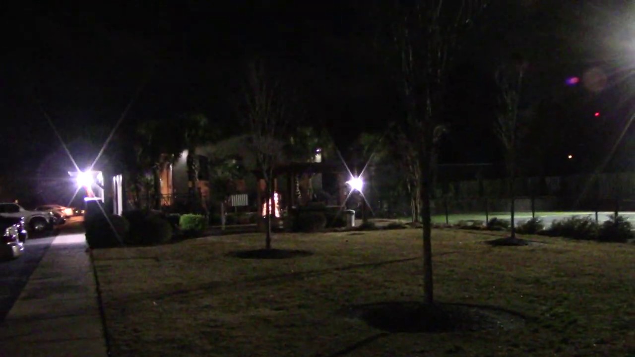 CANON VIXIA HF R800 night time video test/low light video