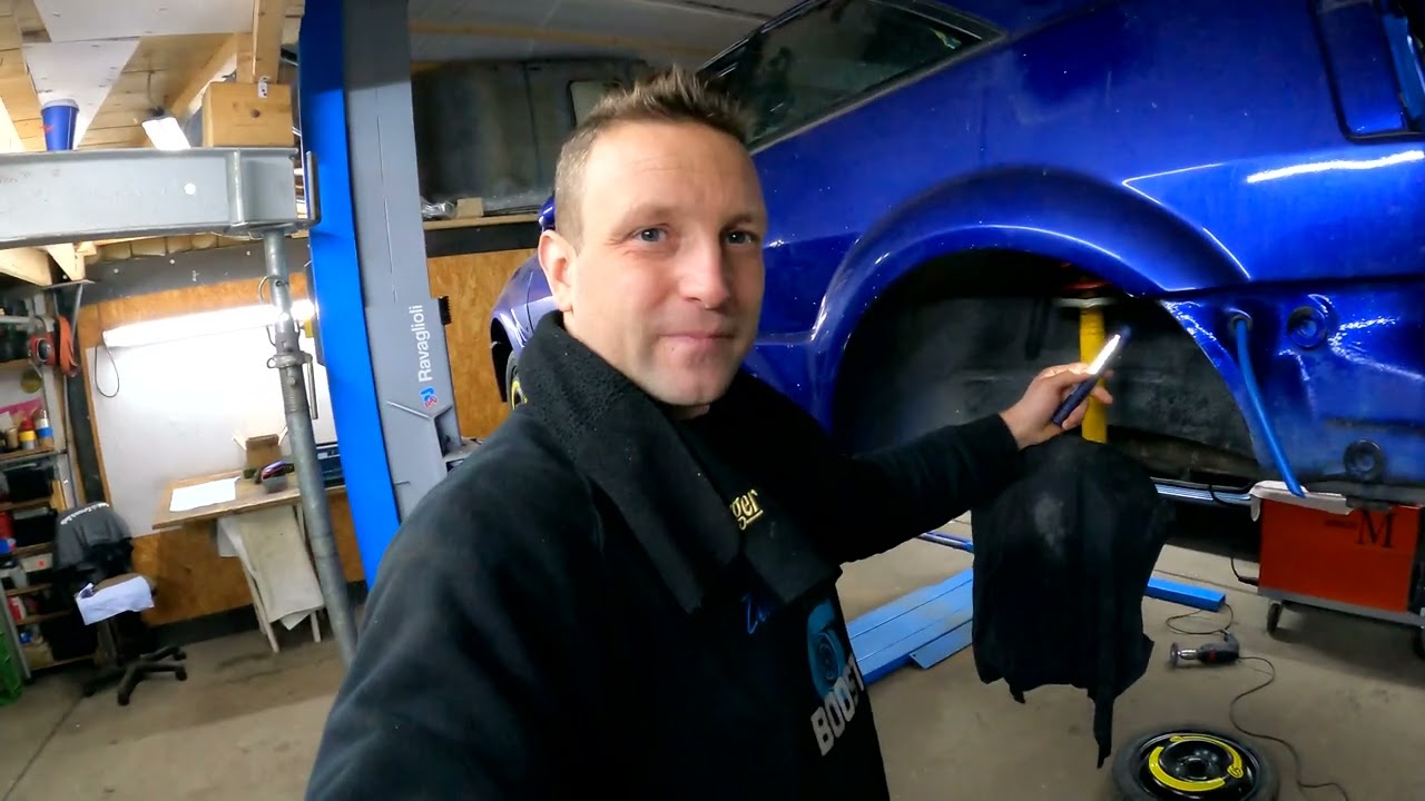 Weiter geht's VW Corrado G60 Karosserie. Radläufe versiegeln. Ausbau VR6 Motor aus Passat. Golf 16VT
